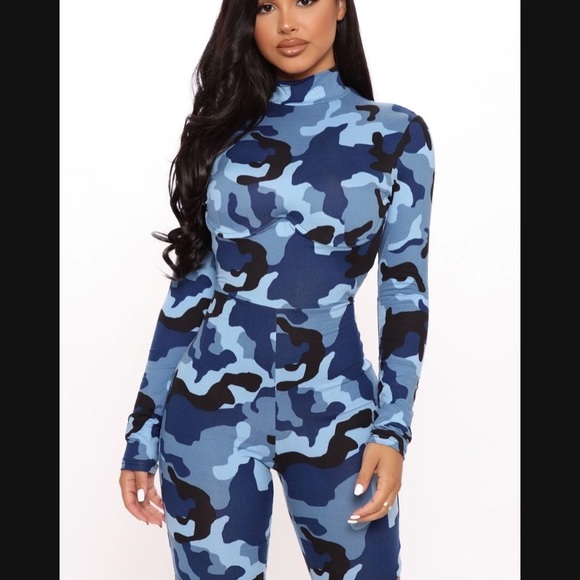 Fashion nova rompers. All size SMALL ! - Picture 6 of 11